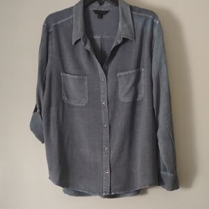 Rock & Republic Blue Lightweight Denim Button-up Shirt Size XL